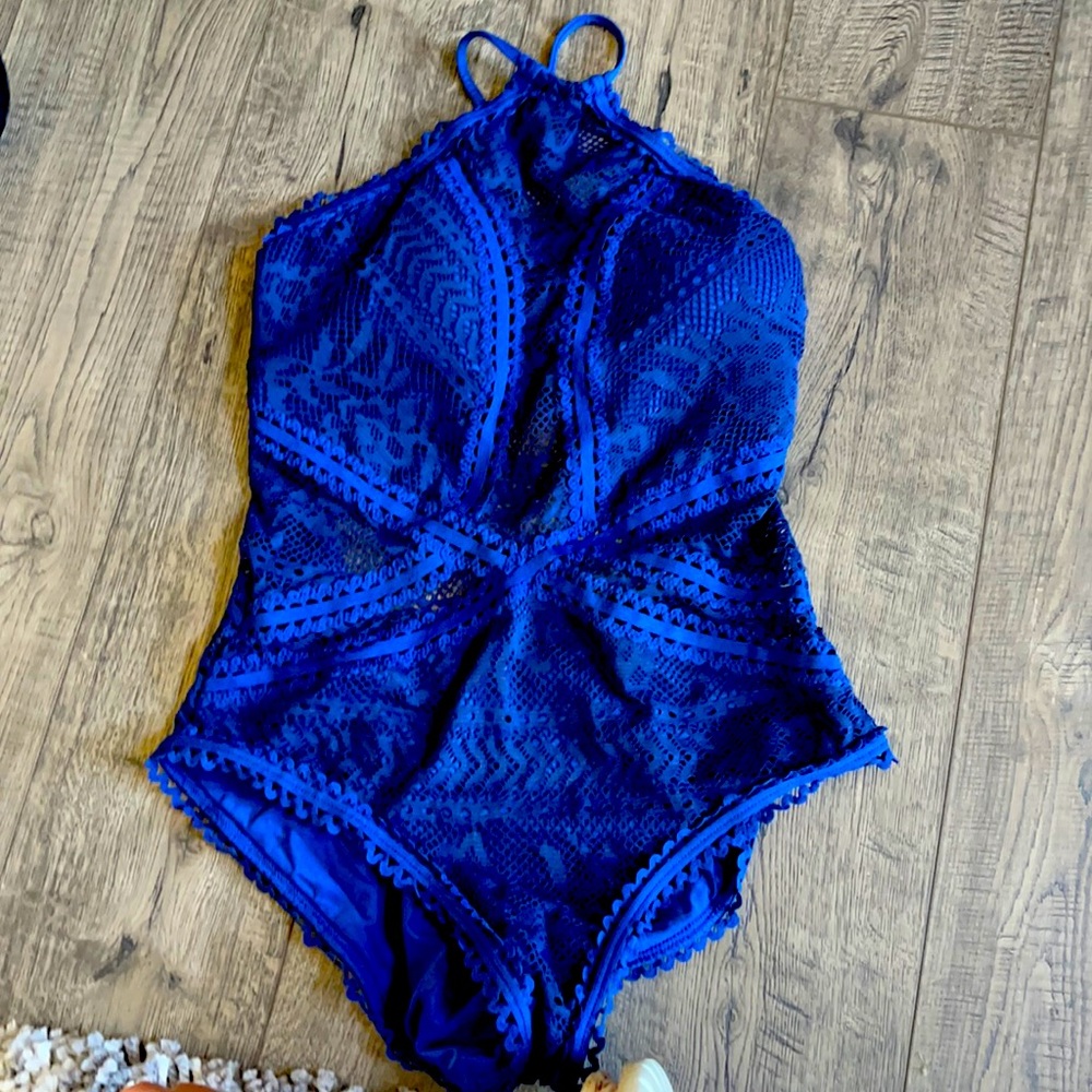 Becca swim size medium